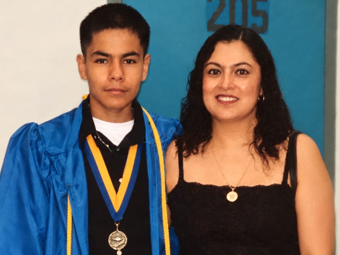 La Fuerza de Uno Scholarship Fund