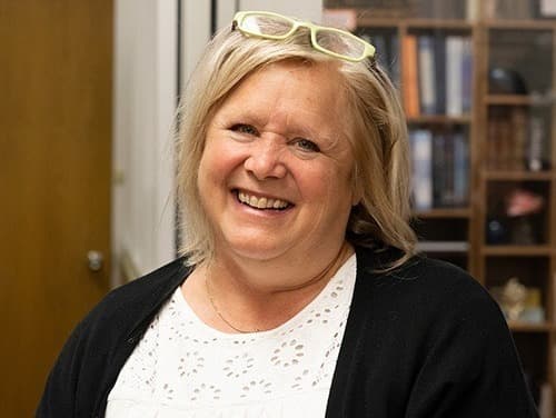 Cinda's Room Memorial Scholarship Fund