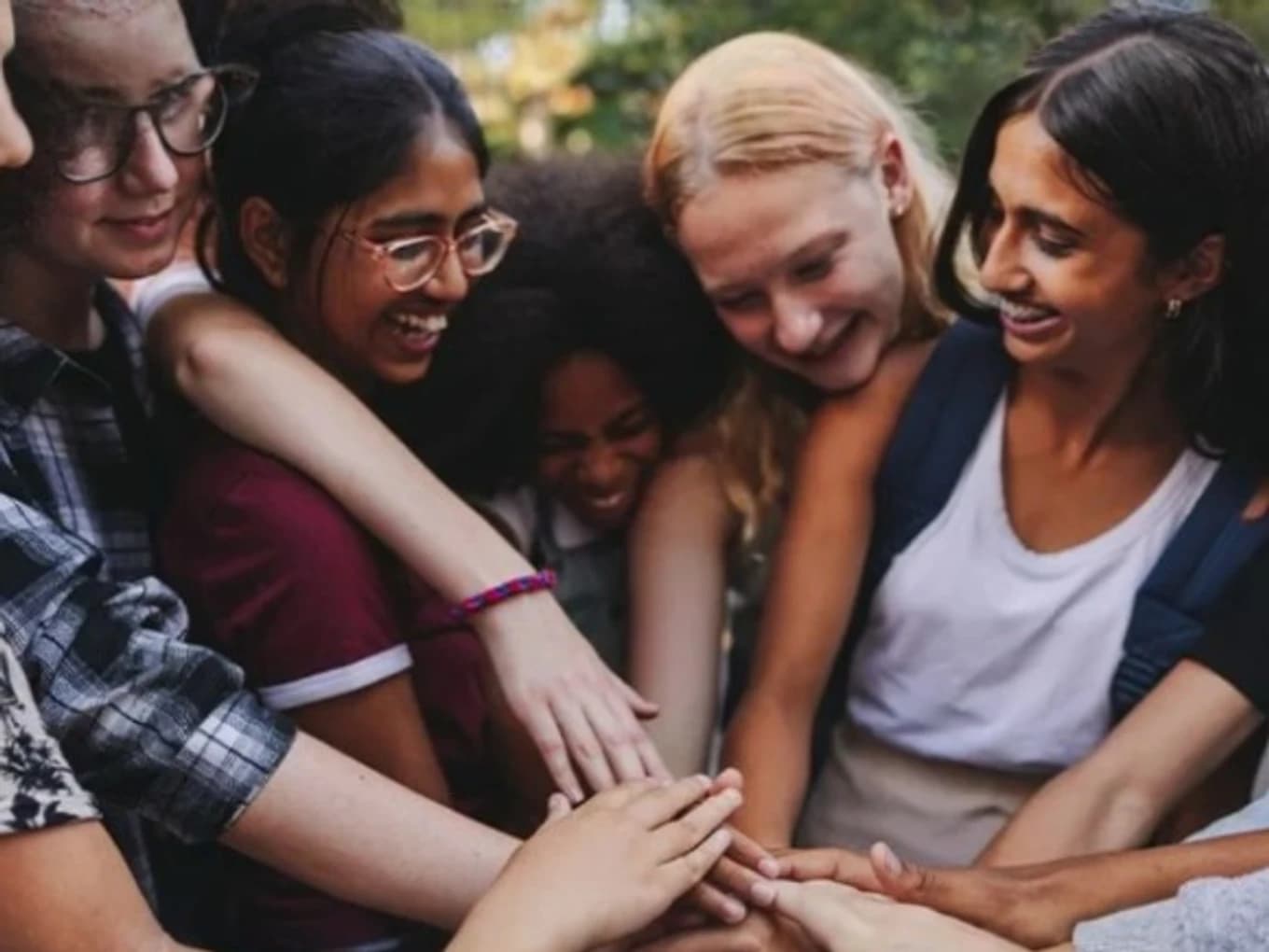 Manuela Calles Scholarship for Women Fund