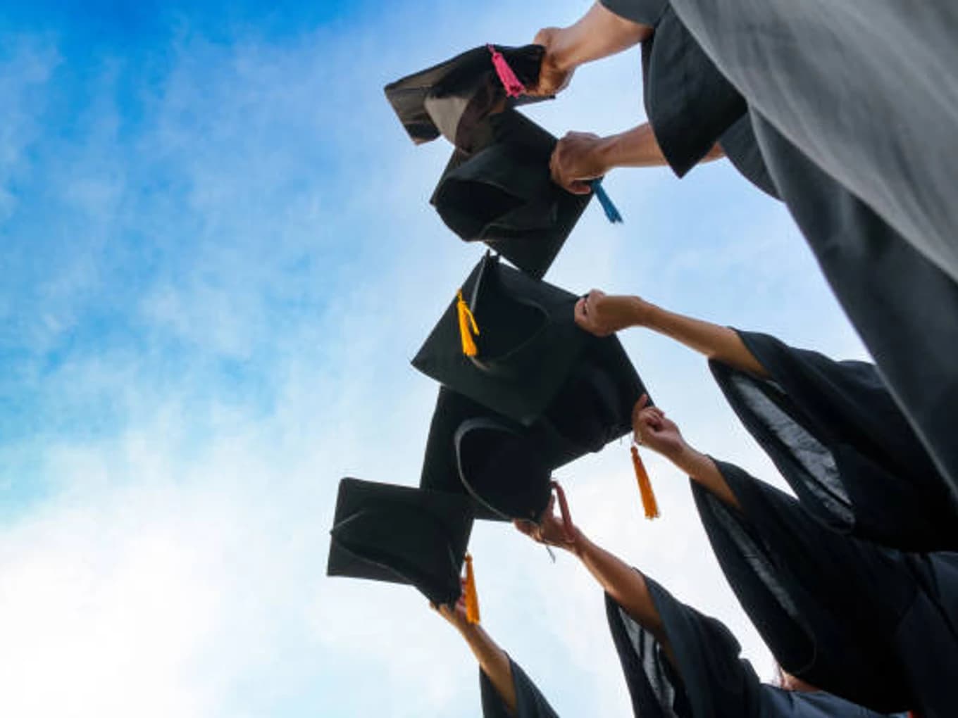 XLG Group Scholarship Fund