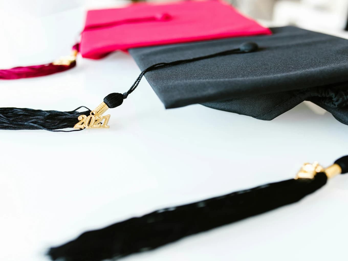 Noah Davis Scholarship Fund